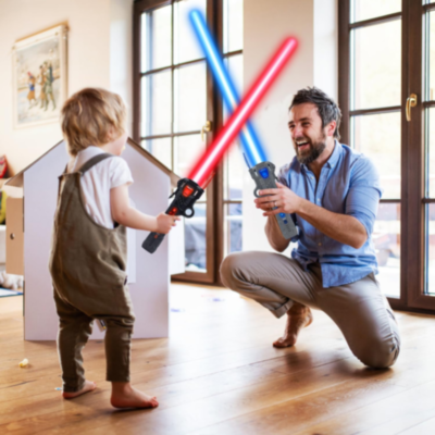 Sabie Telescopică cu Lumini Colorate și Sunete – Baterie Reîncărcabilă USB | image