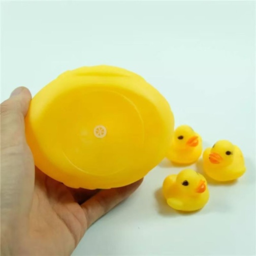 Set rățuște pentru baie mamă și 3 pui