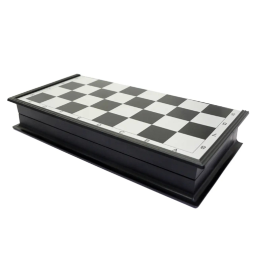 Set Jocuri 3-în-1: Șah, Dame și Table Magnetice