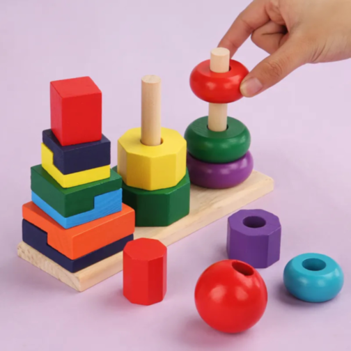 Turnuri Montessori din Lemn – Sortare, Stivuire și Forme Geometrice