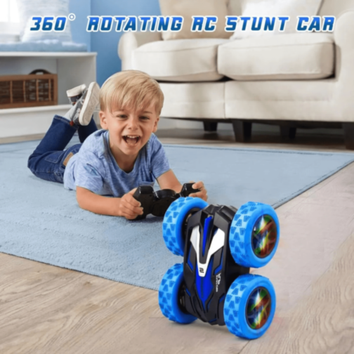 Mașinuță Stunt 360° cu Telecomandă și Ceas (culoare aleatorie) Mașinuță Stunt 360° cu Telecomandă și Ceas (culoare aleatorie)