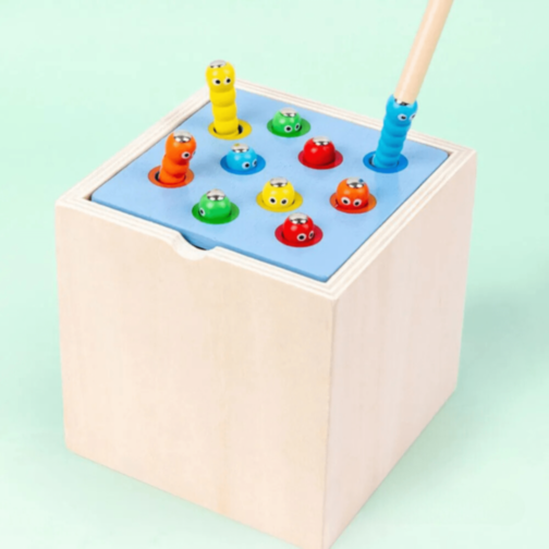 Cub Montessori Lemn 8 în 1 cu Legume și Pescuit Cub Montessori Lemn 8 în 1 cu Legume și Pescuit