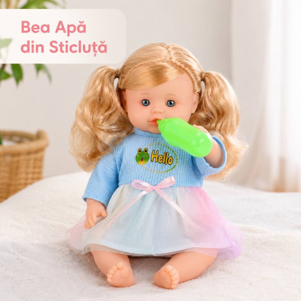 Păpușă interactivă care bea apă din sticluță