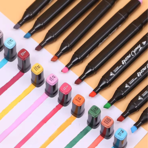 Set de Markere cu 168 Culori Vibrante – Ideal pentru Desen și Ilustrații