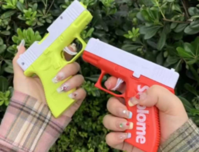 Pistol cu Apă Compact pentru Copii – Design Modern, 13 cm (culoare aleatorie) | image