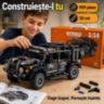 Set de construcție SUV off-road din 909 piese