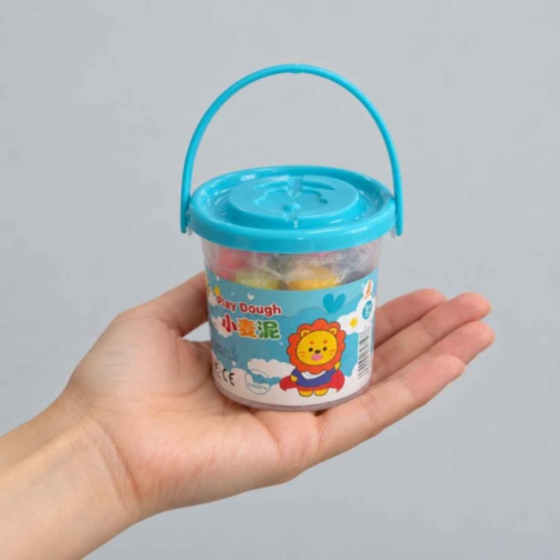Set plastilină colorată cu 10 bucăți și formă