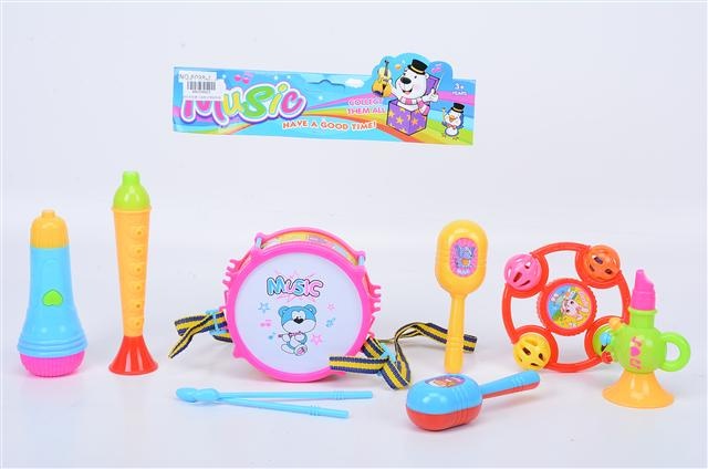 Tobă cu Trompetă, Fluier, Microfon, Maracas și Tamburină