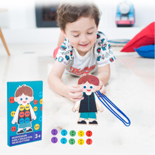 Jucărie Montessori din Lemn – Îmbrăcare și Încheiere Nasturi