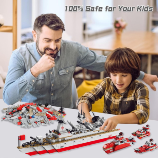 Set de Construcție Militară 25 în 1 – Nava de Război, Tancuri și Elicoptere – 811 Piese