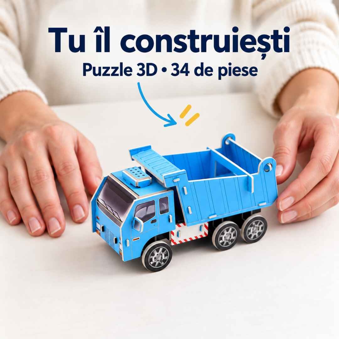 Camion basculant albastru construit din puzzle-ul 3D cu 34 de piese, așezat între mâinile unui adult