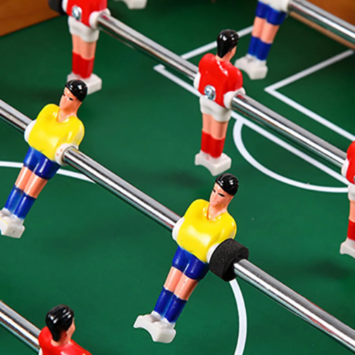 Masa de Fotbal de Jucărie pentru Copii cu Scoruri și Mânere Rotative – 69x37x62 cm