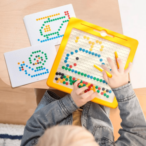 Tabla Magnetică de Desen și Sortare cu Cartonașe