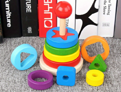 Turn Montessori din Lemn cu Forme Geometrice și Inele Colorate – Joc Educativ 2 în 1 | image