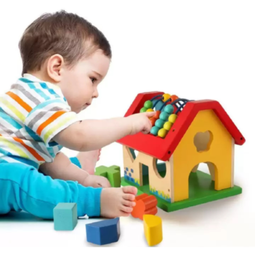 Căsuță Educațională Montessori cu Abac și Sortator de Forme