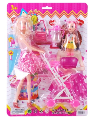 Barbie și Fiica cu Cărucior