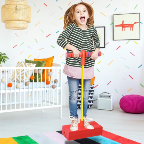 Jucărie Saltăreață Pogo Stick din Spumă cu Sunete Amuzante (culoare aleatorie)