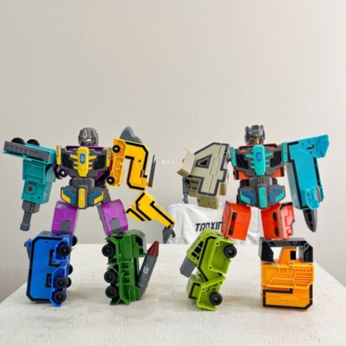 Robot Transformabil Cifre 5-9 pentru Copii