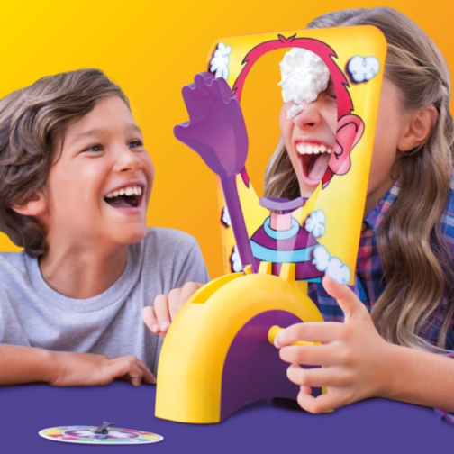 Joc Interactiv Pie Face! | Distracție Amuzantă pentru Familie și Prieteni