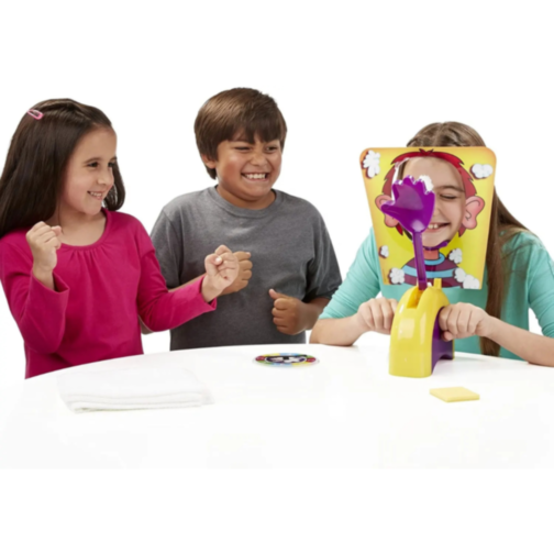 Joc Interactiv Pie Face! | Distracție Amuzantă pentru Familie și Prieteni
