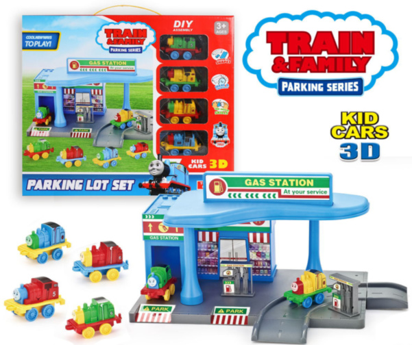 Thomas, Set Circuit și Stație Peco cu 4 Trenuri