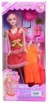 Barbie cu 4 Ținute 