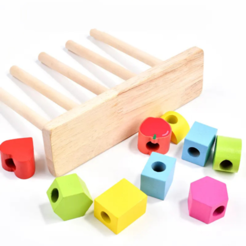 Set de Coloane Colorate cu Forme Geometrice și Activități Interactive