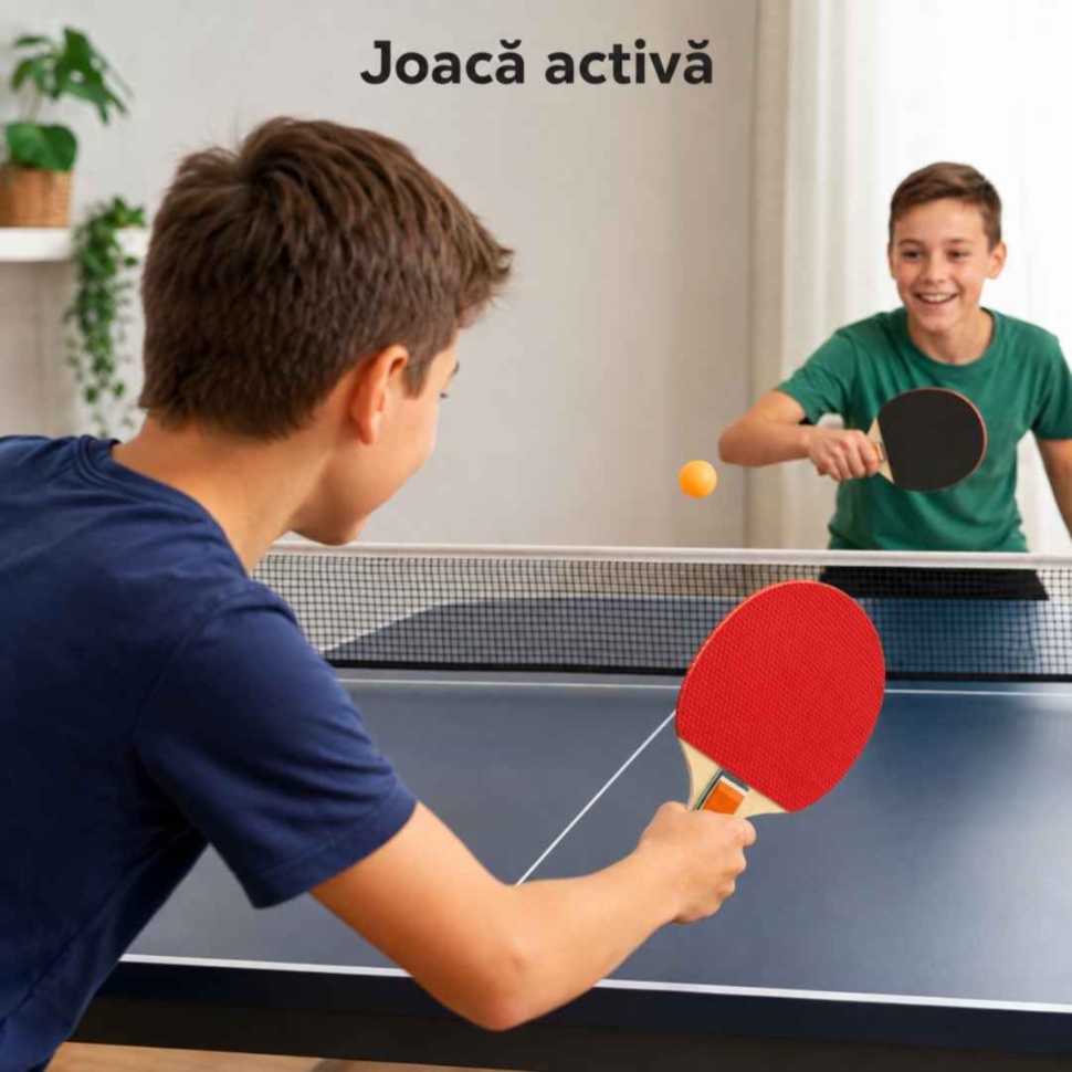 Copii implicați într-un meci activ de tenis de masă