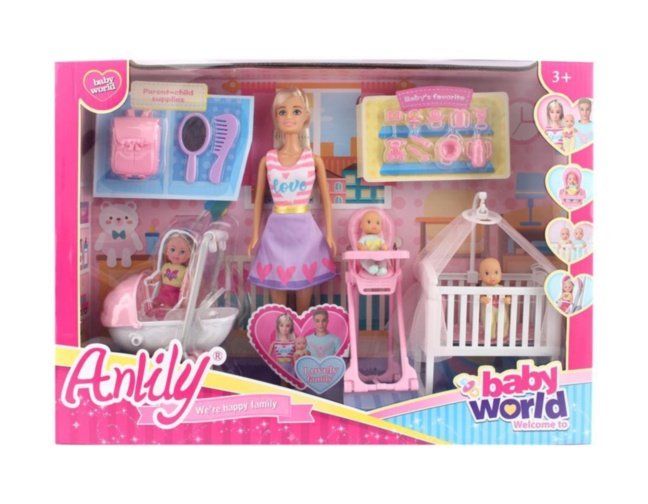 Set Barbie în Camera Bebelușilor