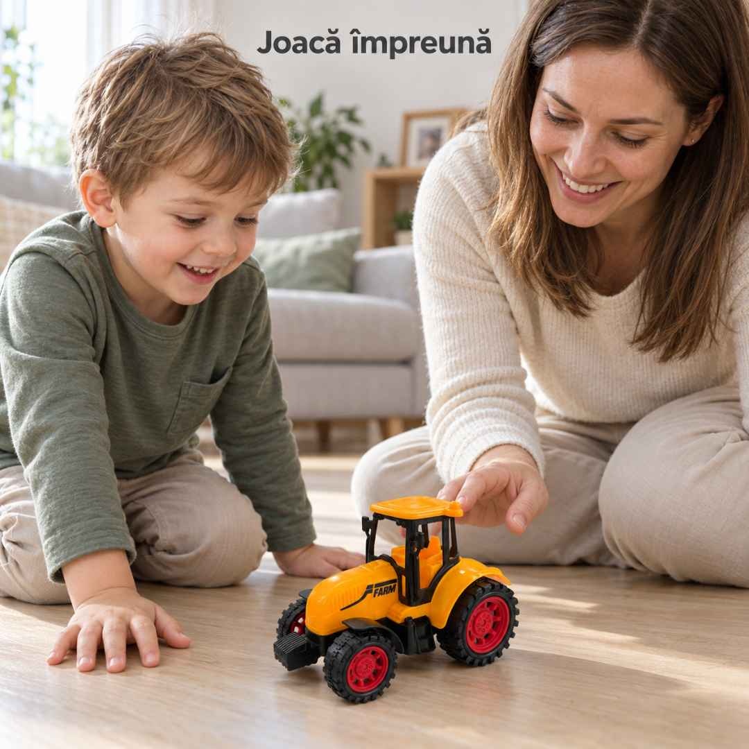 Mamă și copil se joacă împreună cu tractorul galben cu inerție