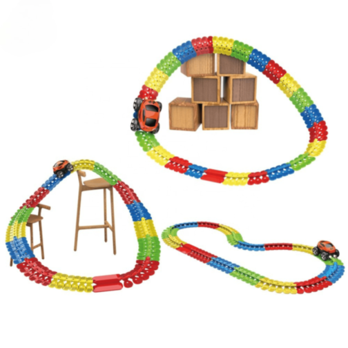 Circuit Flexibil 3D cu 1buc. Mașinuță Luminoasă și Piese Colorate
