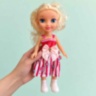Păpușă muzicală Sweet Girl 27 cm cu rochie